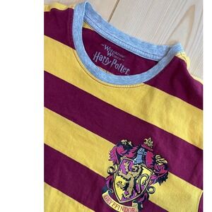 Harry Potter Gryffindor Striped T-Shirt Universal Studios Maroon Gold Mens M 7